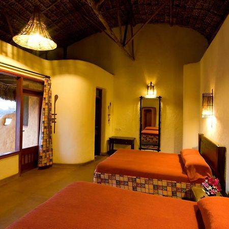Samburu Sopa Lodge Archers Post Buitenkant foto